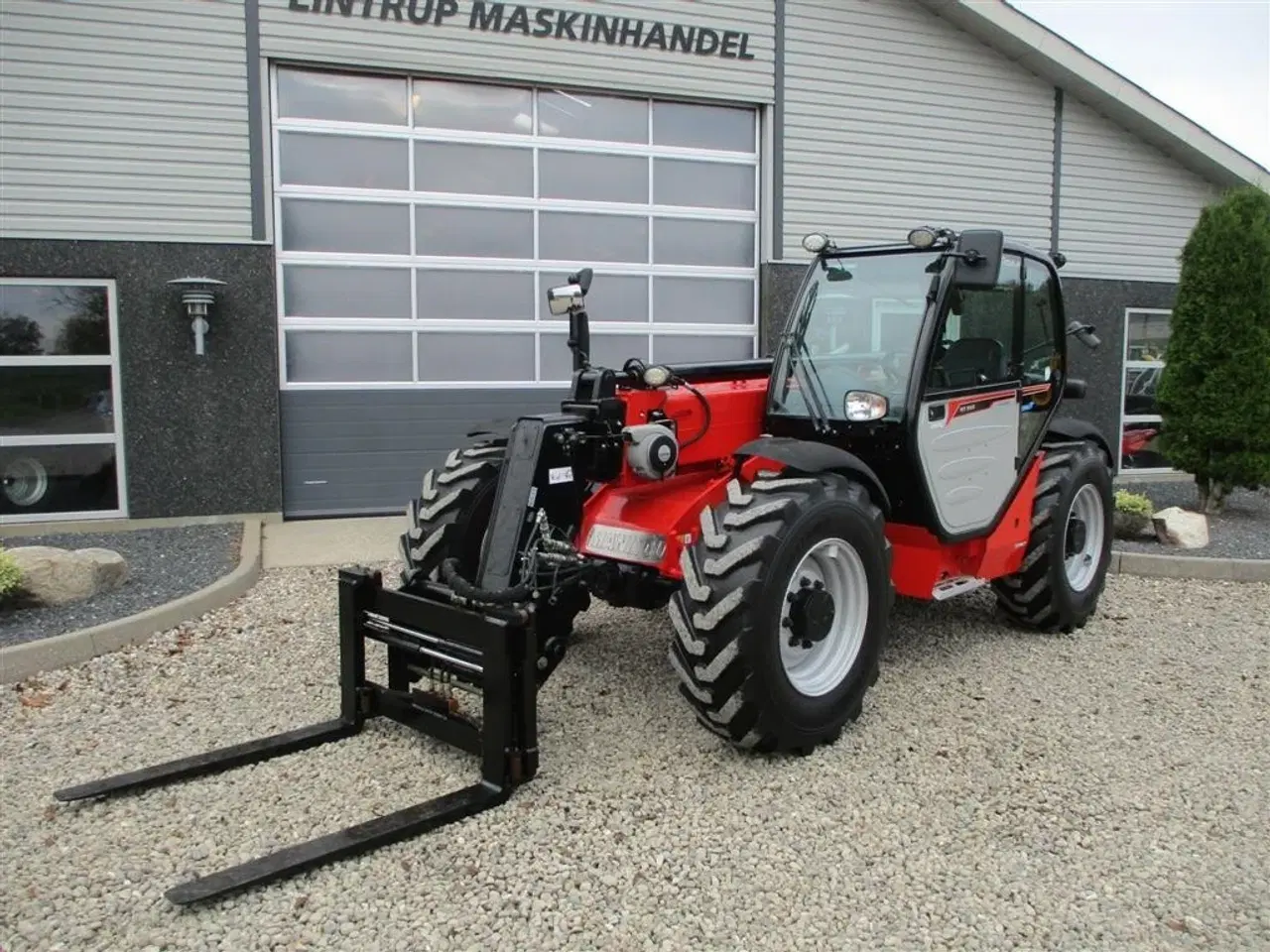 Billede 2 - Manitou MT933 easy Comfort. Dansk maskine, med hydrauliske pallegafler.