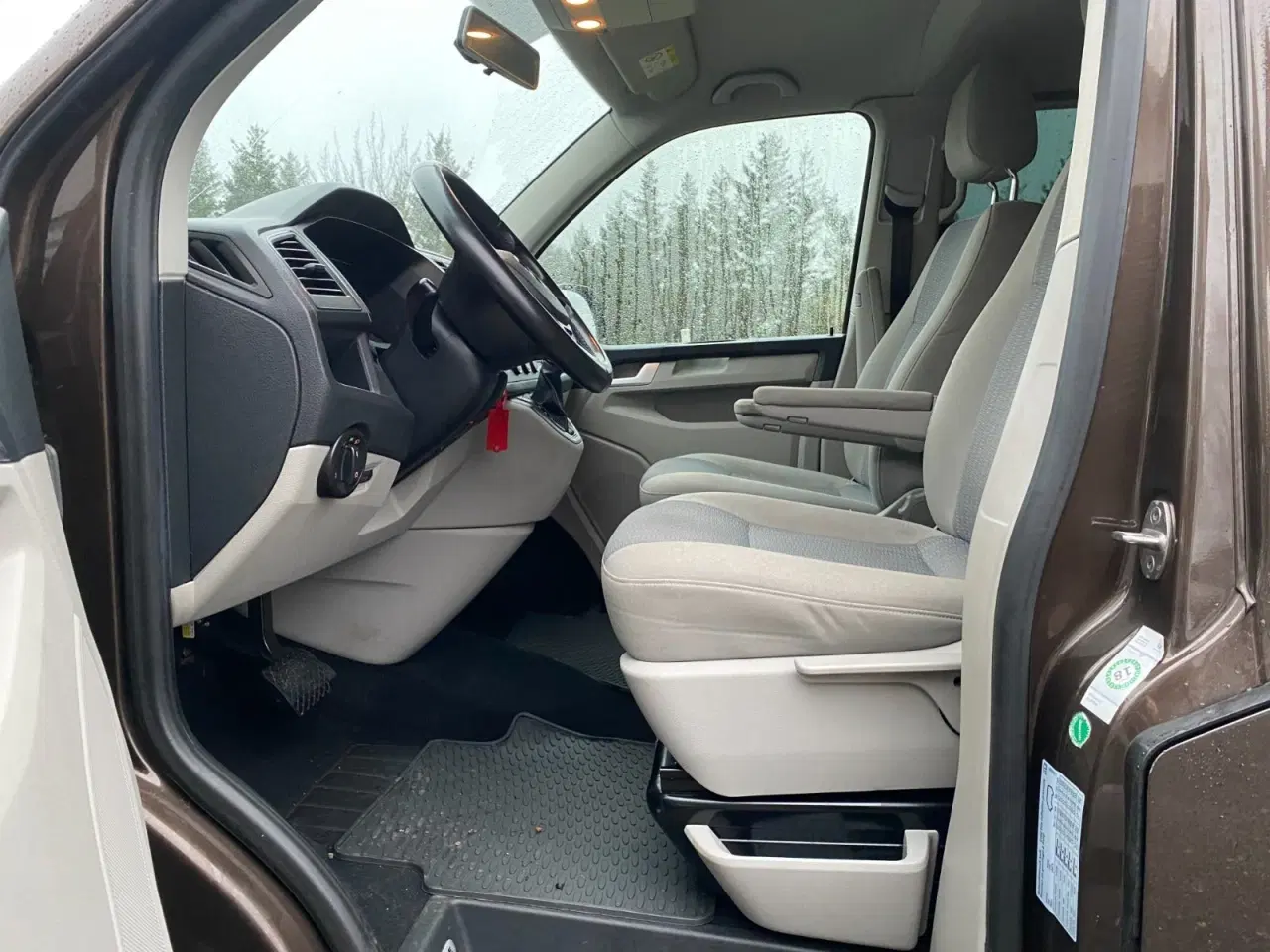 Billede 9 - VW Caravelle 2,0 TDi 150 Comfortline DSG kort