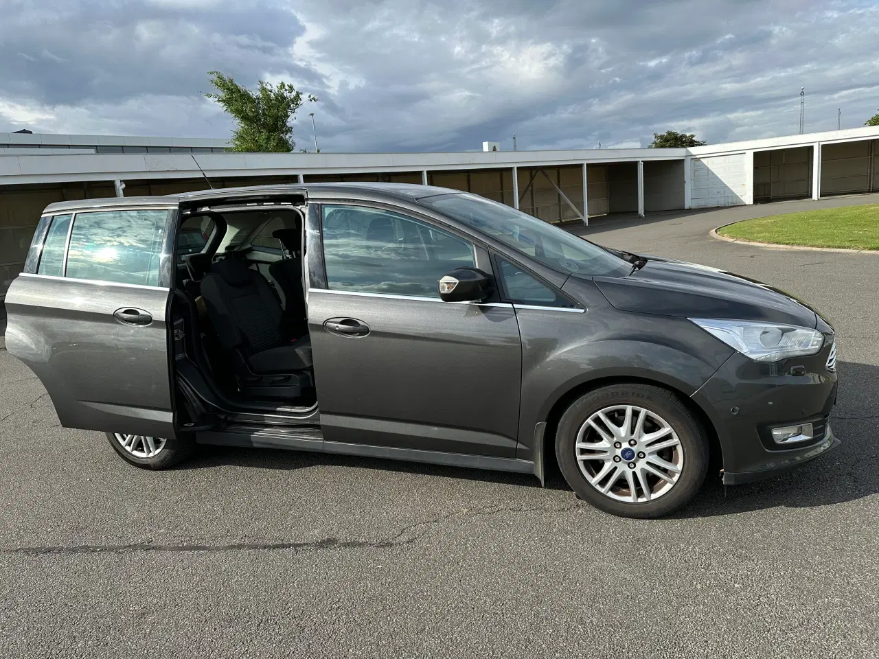Billede 12 - Ford Grand C-Max 7 pers. år. 2016. 1,5 Ecoboost