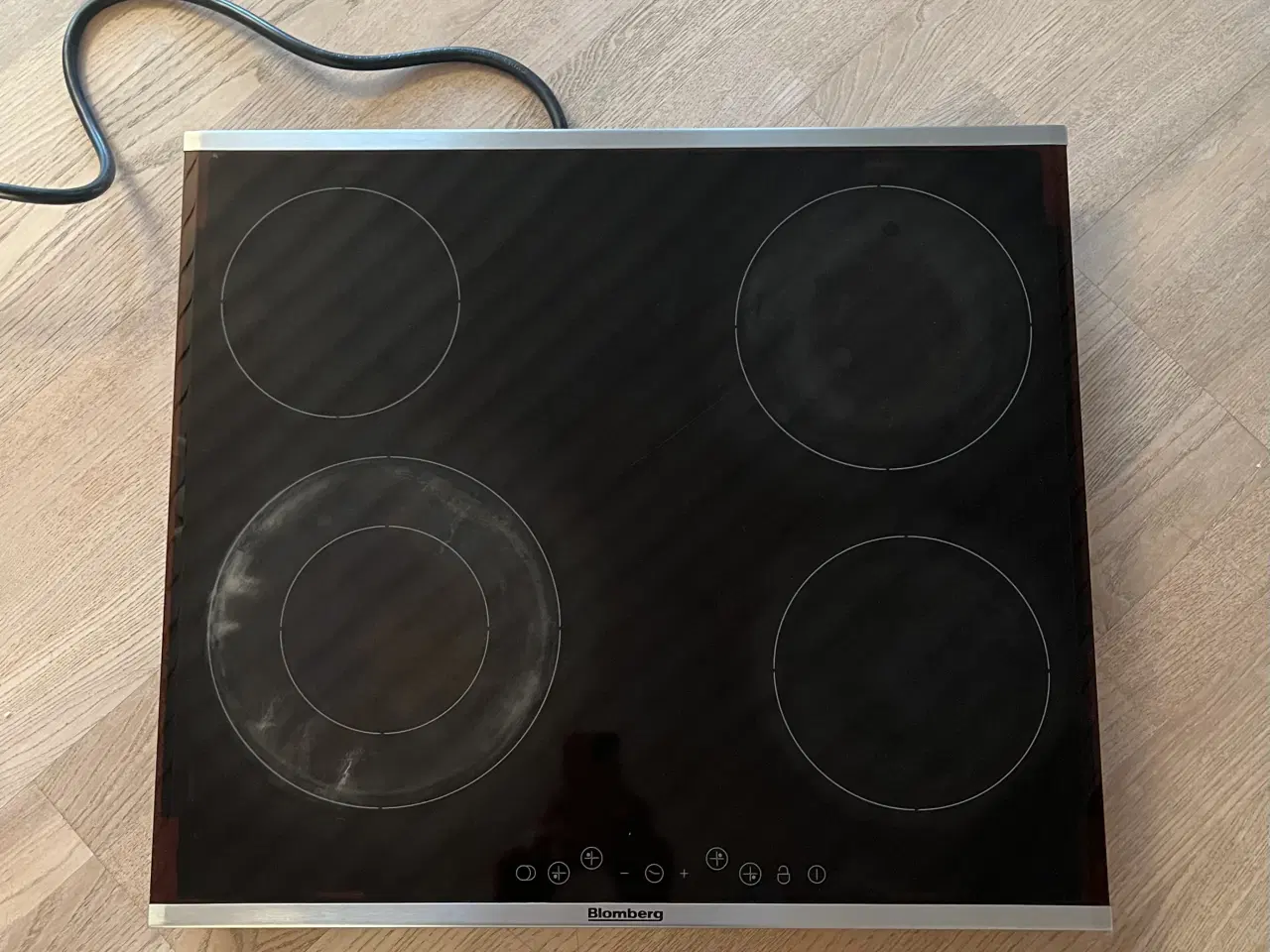 Billede 2 - Keramisk kogeplade fra Blomberg sælges