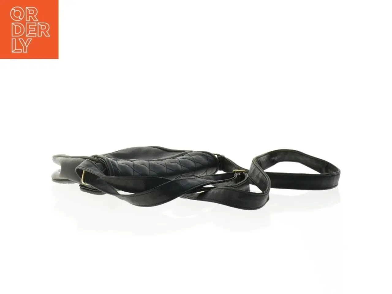 Billede 4 - Sort quiltet skuldertaske (str. 21 x 16 cm)