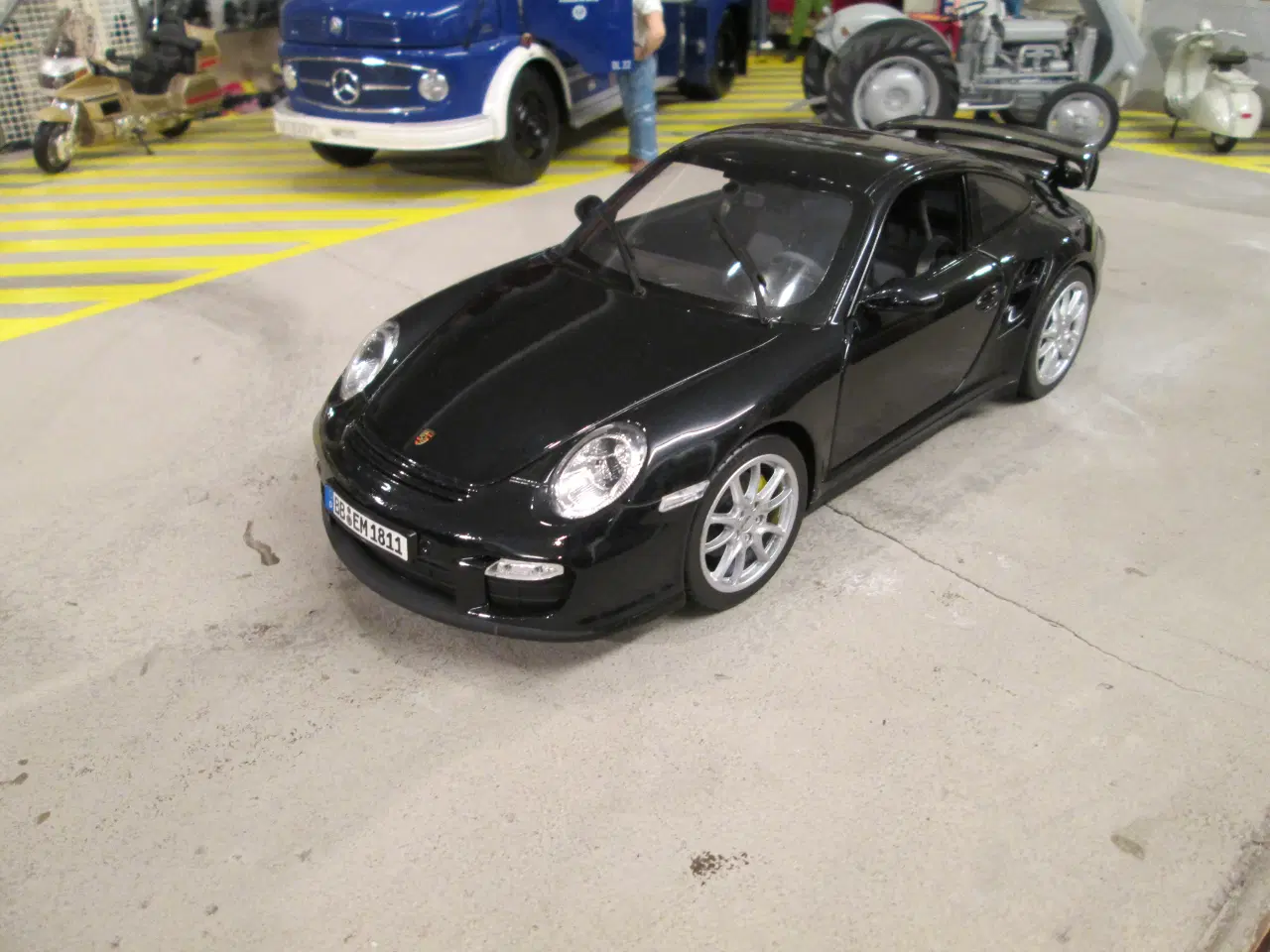 Billede 1 - Porsche 911 GT2 Norev 1:18