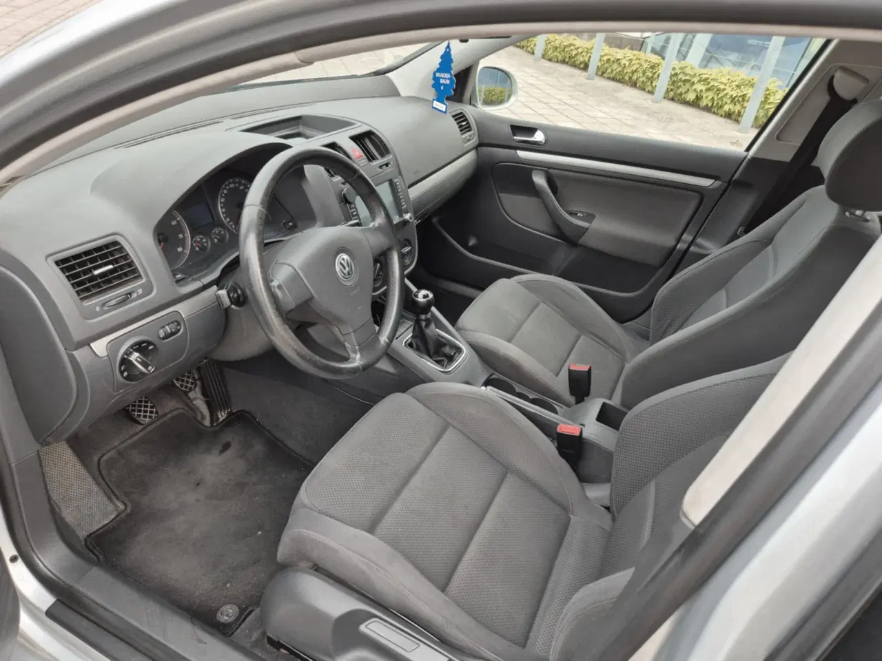 Billede 6 - Golf V 1.6 FSi pæn og velholdt fuld service.