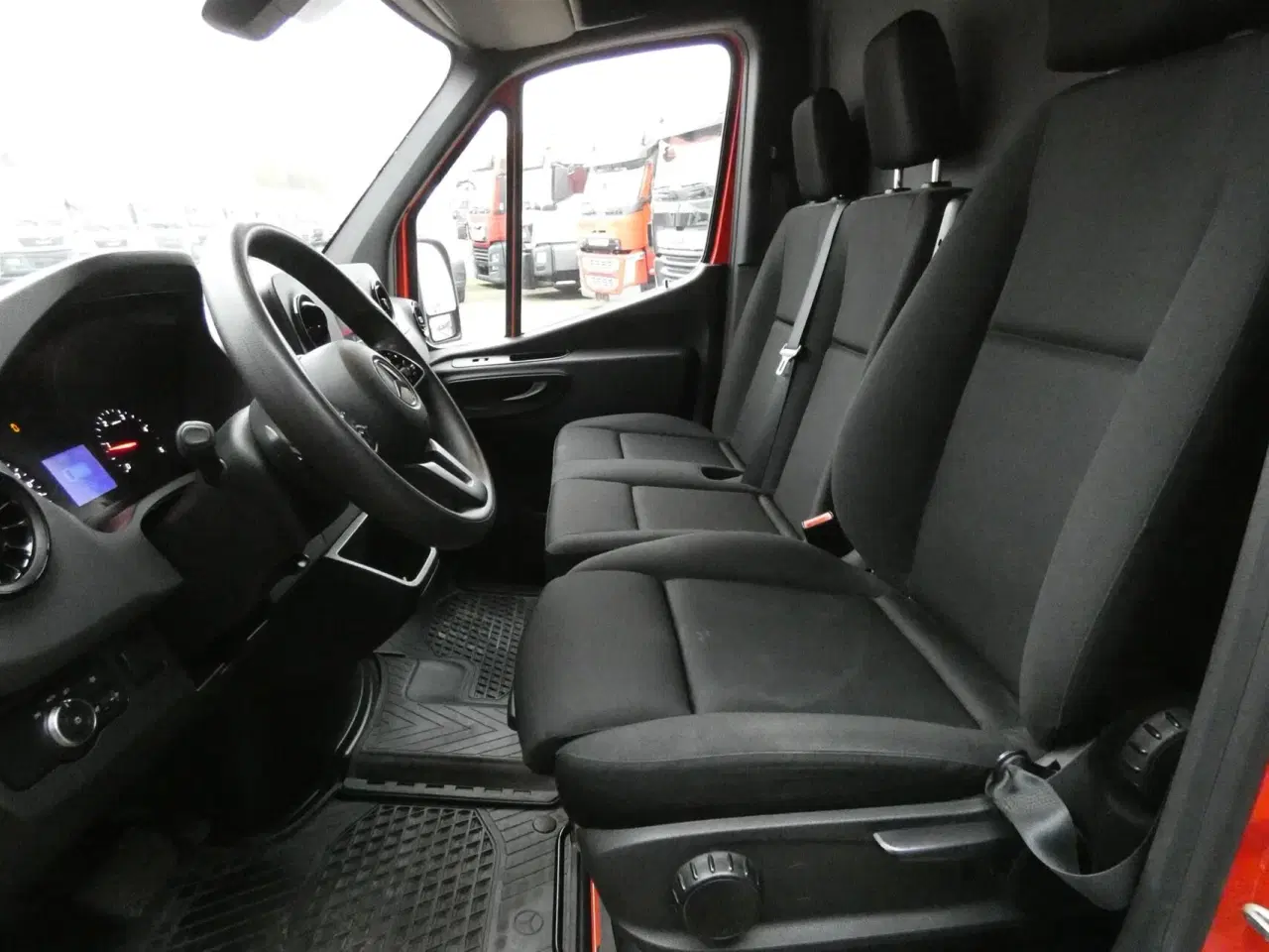 Billede 12 - Mercedes-Benz Sprinter 317 2,0 CDI A2 H2 RWD 9G-Tronic 170HK Van Aut.