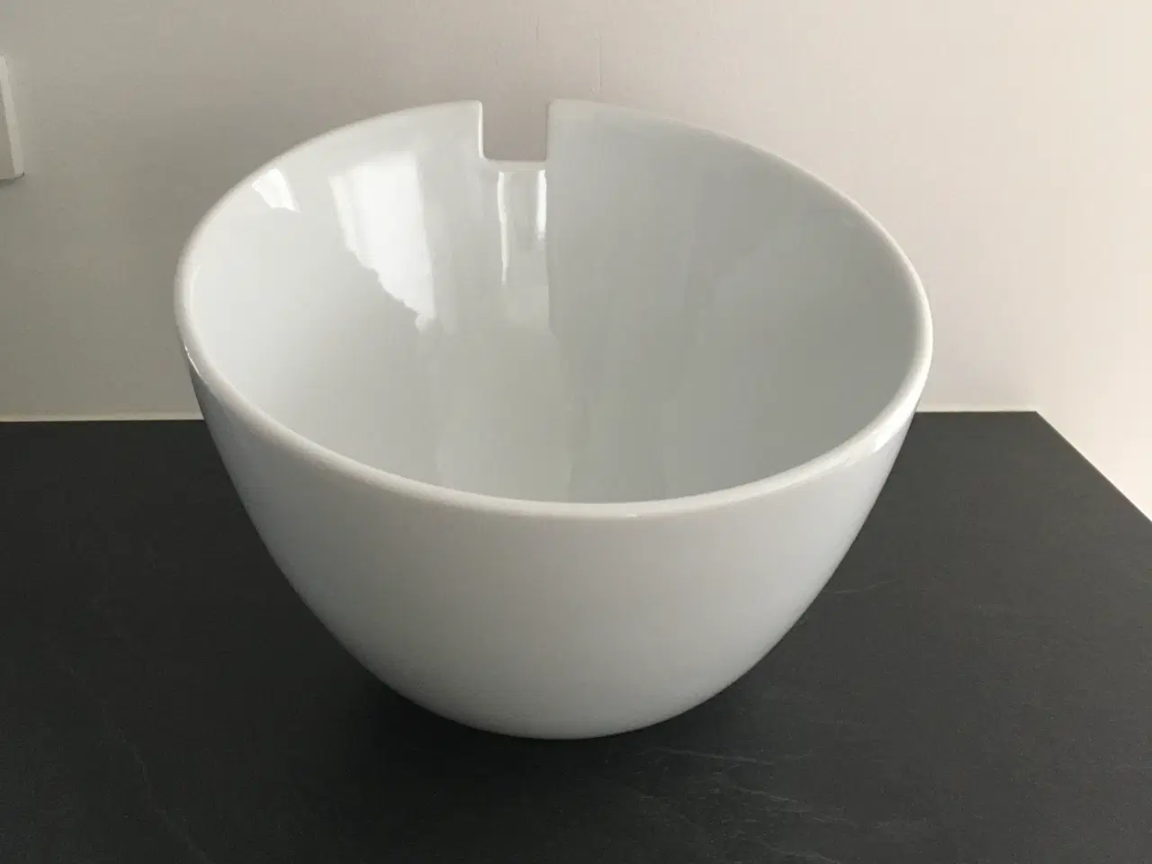 Billede 3 - Ny Aida STEEL-FUNCTION SALATSKÅL i hvidt porcelæn