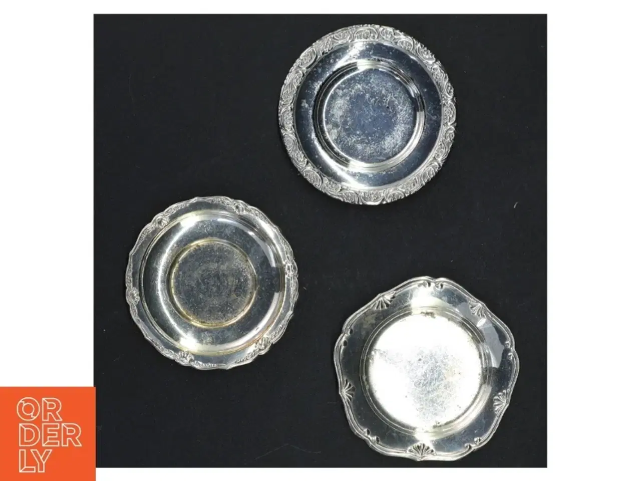 Billede 4 - Sølvfarvede bakker (str. Ø 8 cm)