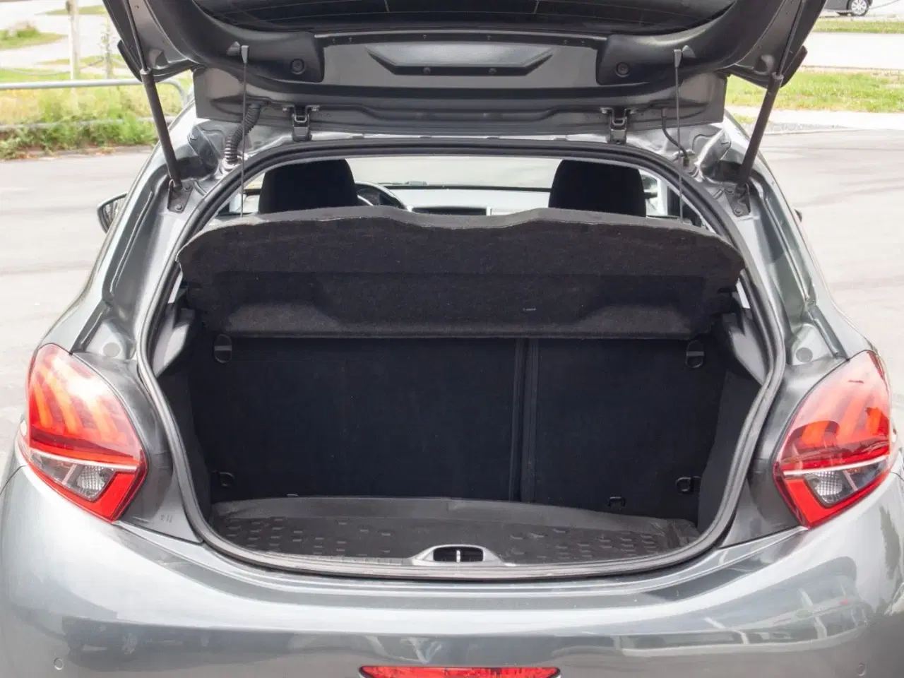 Billede 9 - Peugeot 208 1,6 BlueHDi 100 Active