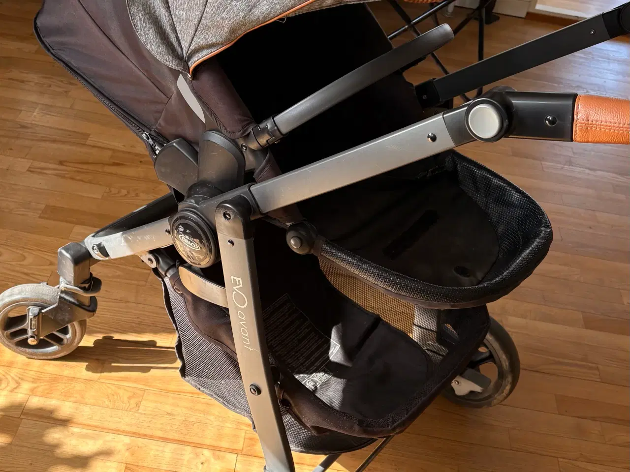 Billede 4 - Klapvogn mrk. Evoavant