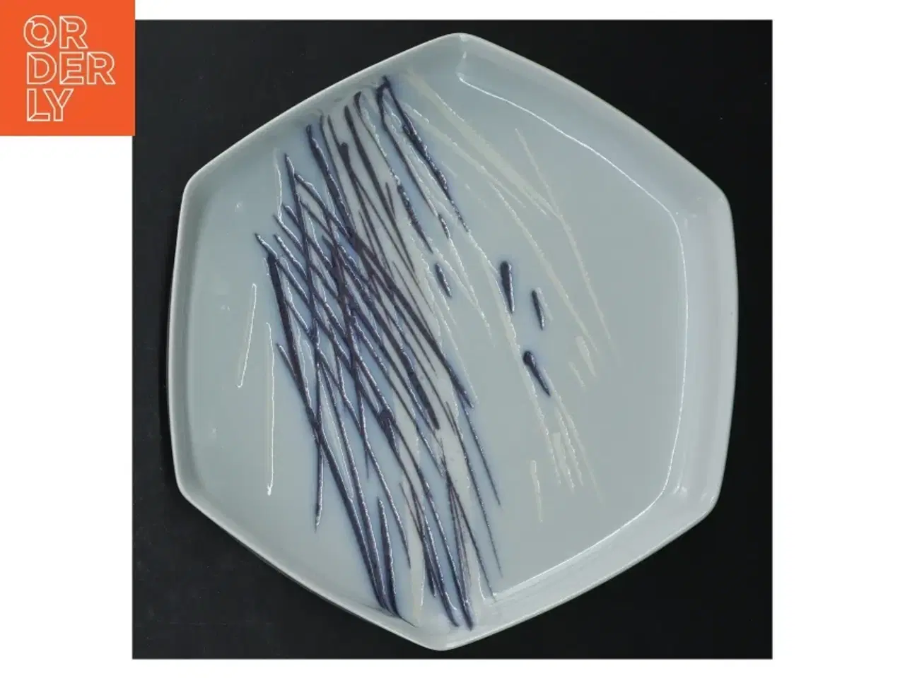 Billede 3 - Porcelænsskål med dekoration, sekskantet fra Royal Copenhagen (str. 21 cm)