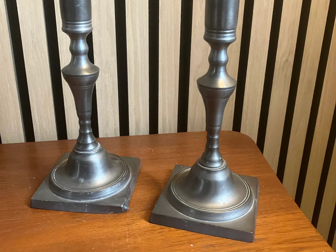 Billede 2 - Danske Tin lysestager med patina.