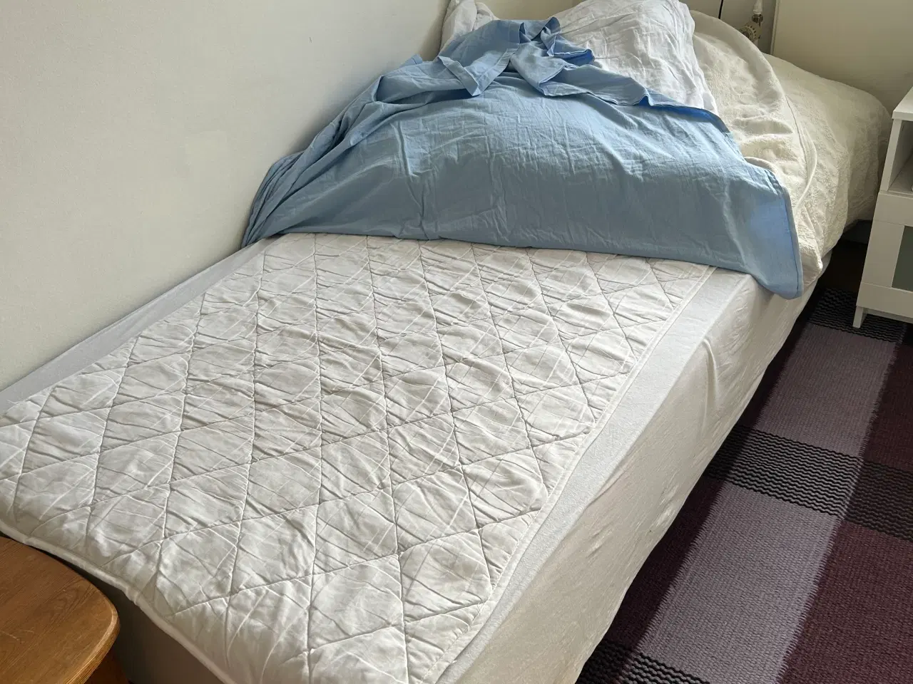 Billede 2 - Stabil seng uden fejl eller mangler