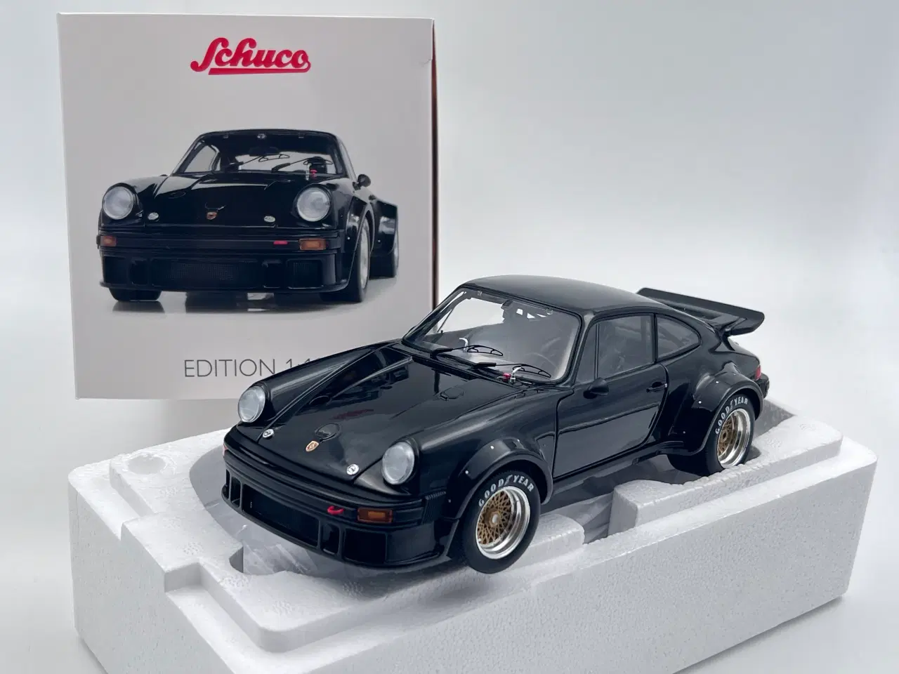 Billede 10 - 1976 Porsche 934 RSR ( 911 ) 1:18  Super flot 