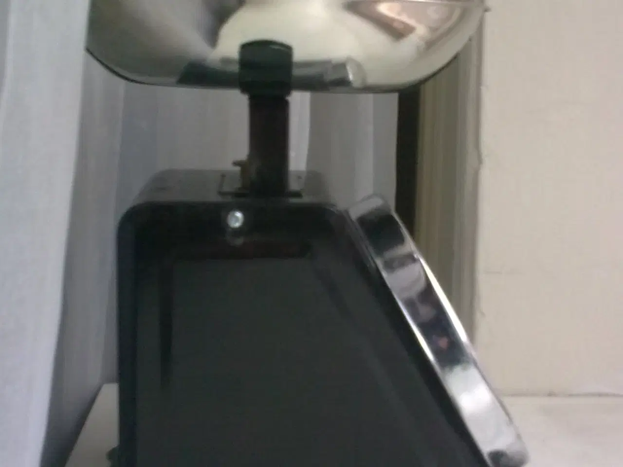 Billede 2 - Vægt i metal NY i Gammel stil 