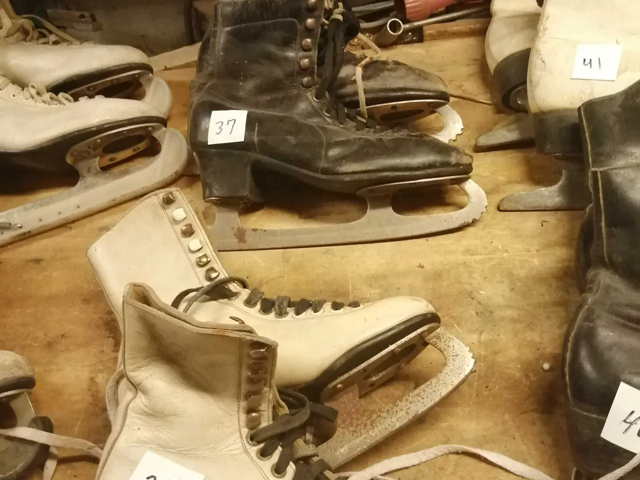 Billede 3 - Skøjter str 35 til 43 