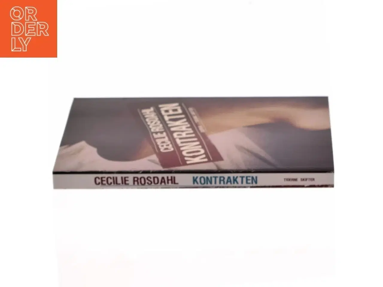 Billede 2 - Kontrakten : roman af Cecilie Rosdahl (Bog)