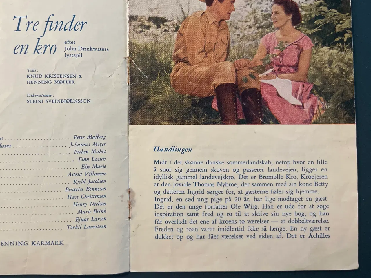 Billede 2 - Tre finder en kro