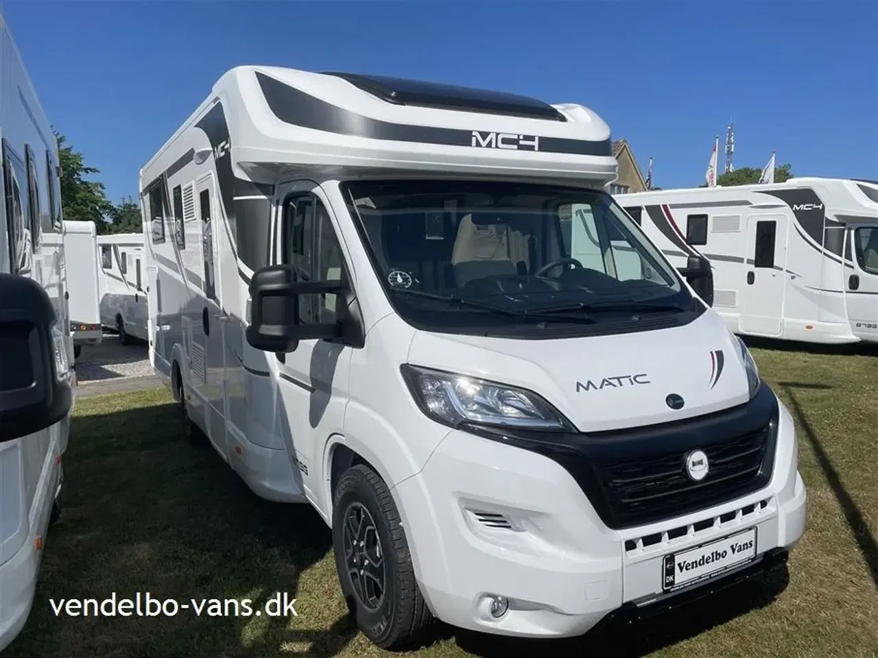 Billede 1 - 2025 - McLouis Mc4   160 cm bred dobbeltseng i midten bagerst som kan hæve/sænke