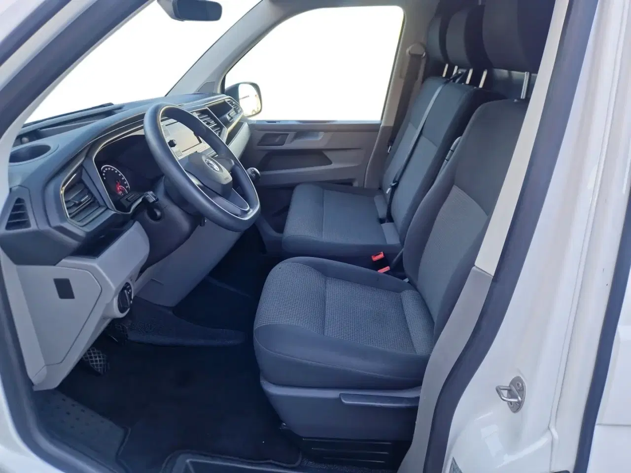 Billede 16 - VW Transporter 2,0 TDi 110 Kassevogn lang