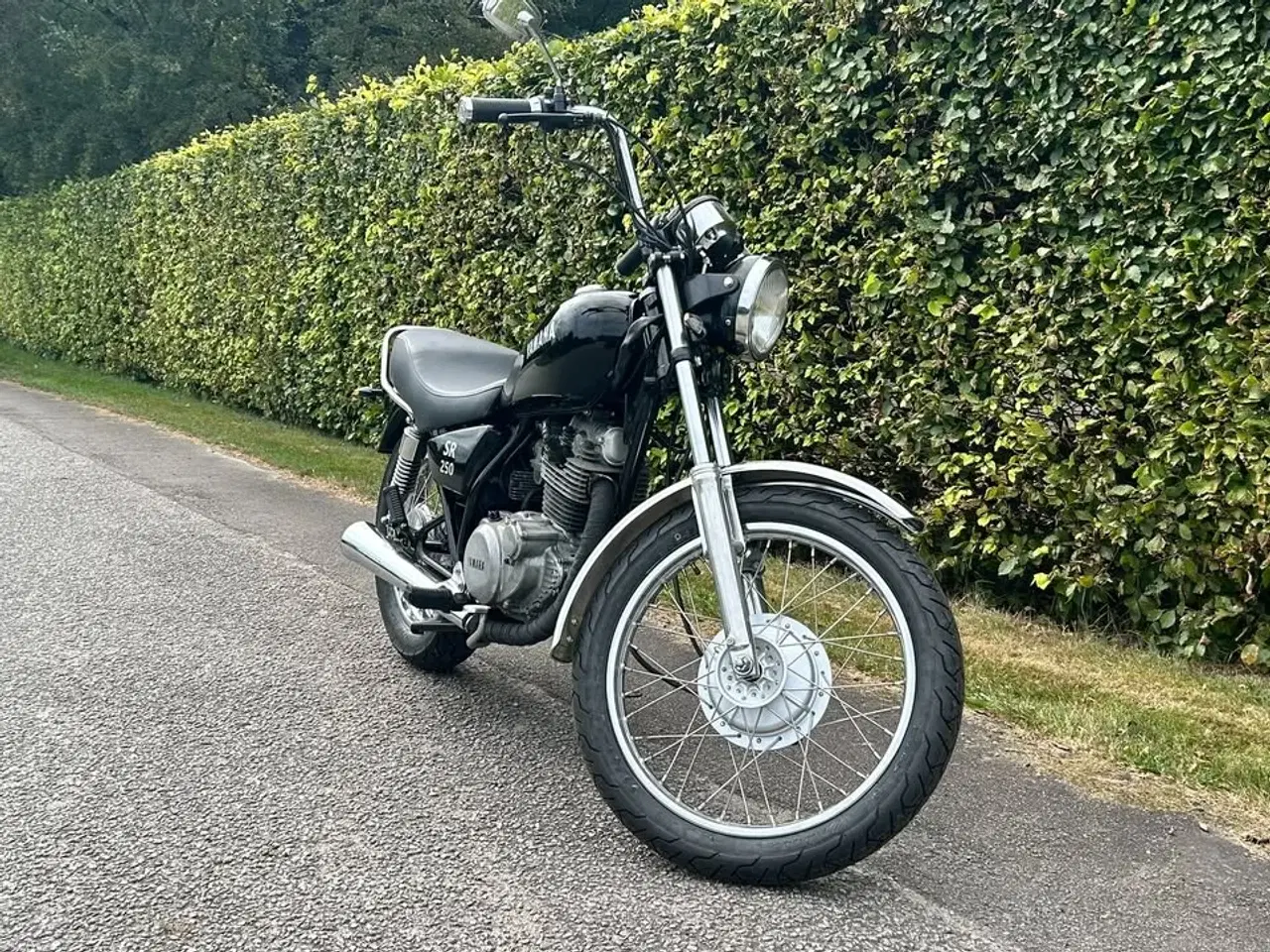 Billede 4 - Nysynet, nylakeret motorcykel