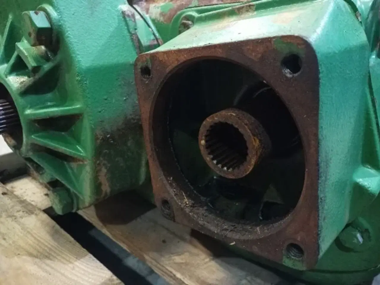 Billede 3 - John Deere 1085 Gearkasse