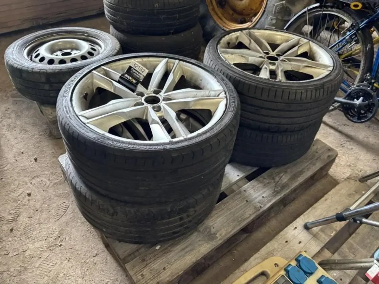 Billede 6 - - - - Alufælge med dæk 19"