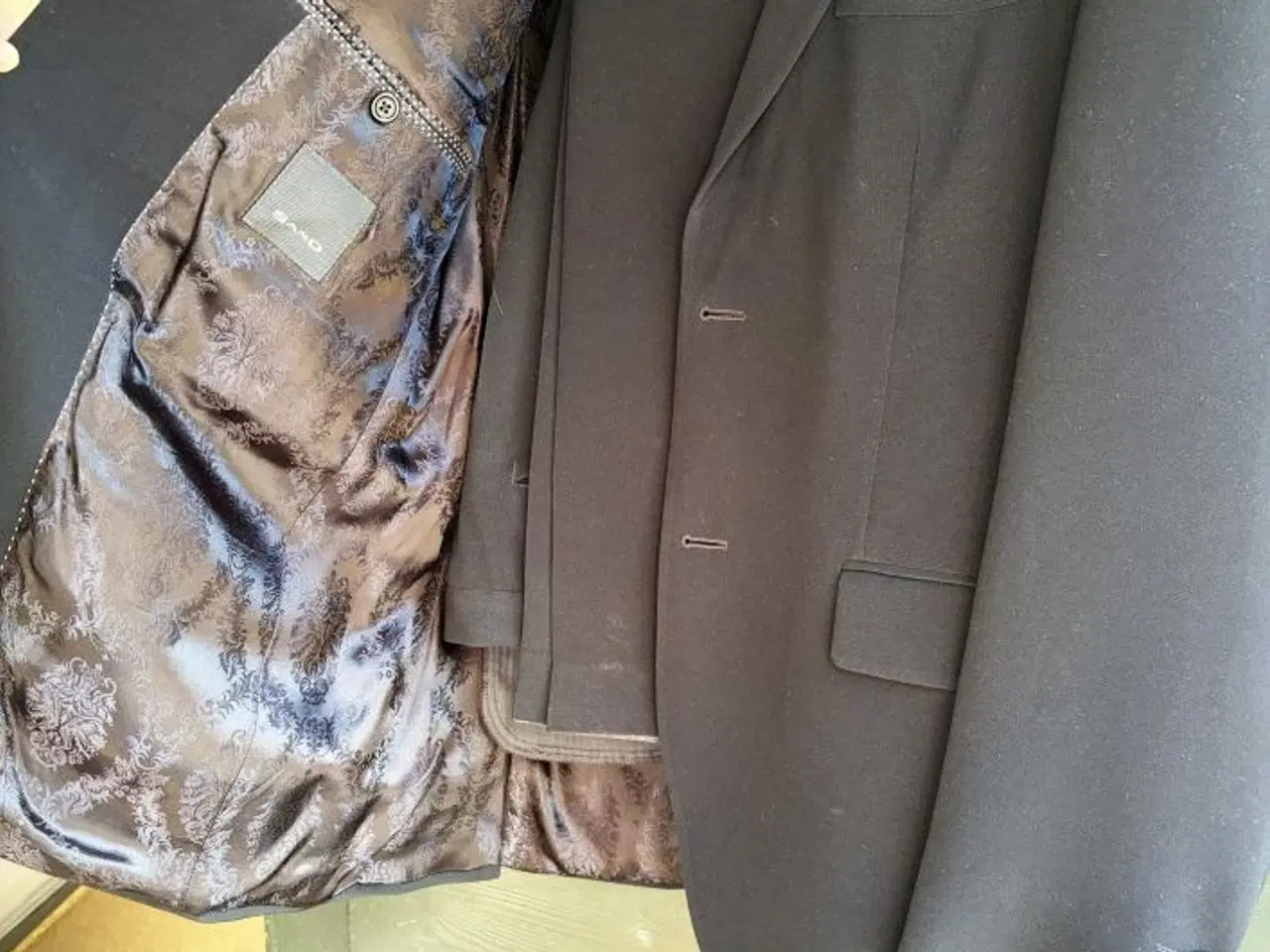 Billede 5 - Jakkesæt fra SAND. Mikrofibre, så det krøller ikke