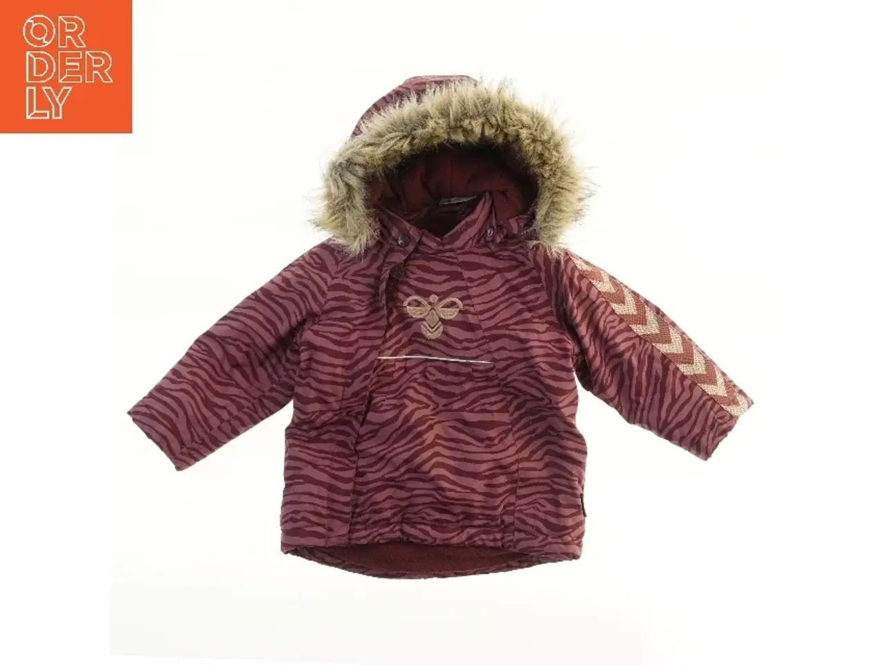 Billede 1 - Vinterjakke med hætte og mønster fra Hummel (str. 86)