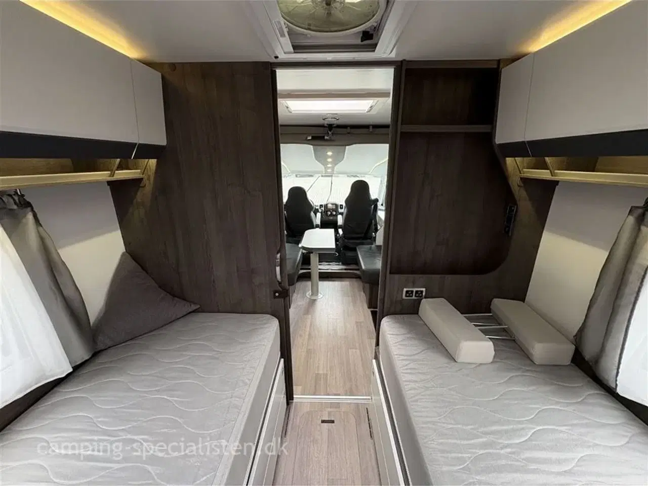 Billede 13 - 2020 - Benimar Amphitryon 957   Benimar Amphitryon 757 2020 - kan ses nu hos Camping-Specialisten.dk
