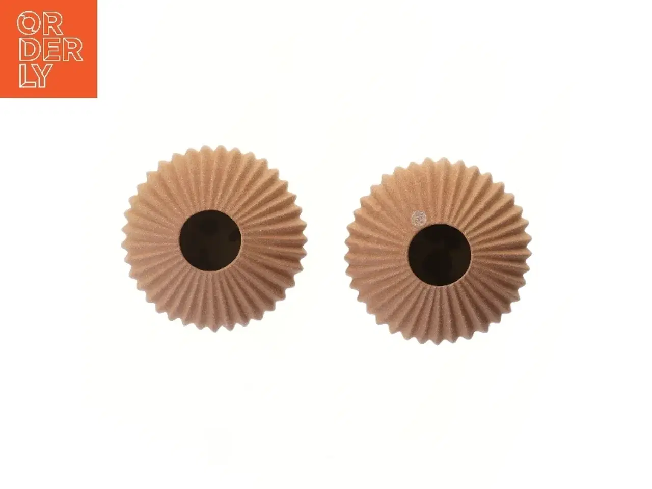 Billede 2 - To riflede vaser (str. 2 stk 18 cm)