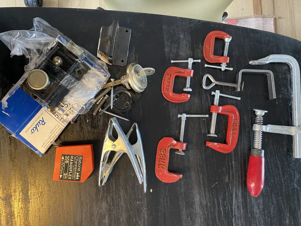Billede 1 - Skruetvinger, lås mm