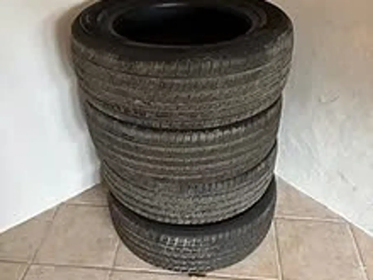 Billede 2 - Yokohama sommerdæk 235/60 R 18