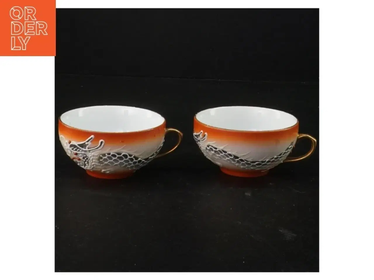 Billede 1 - Kopper med drage design (str. 8,5 x 4,5 cm)