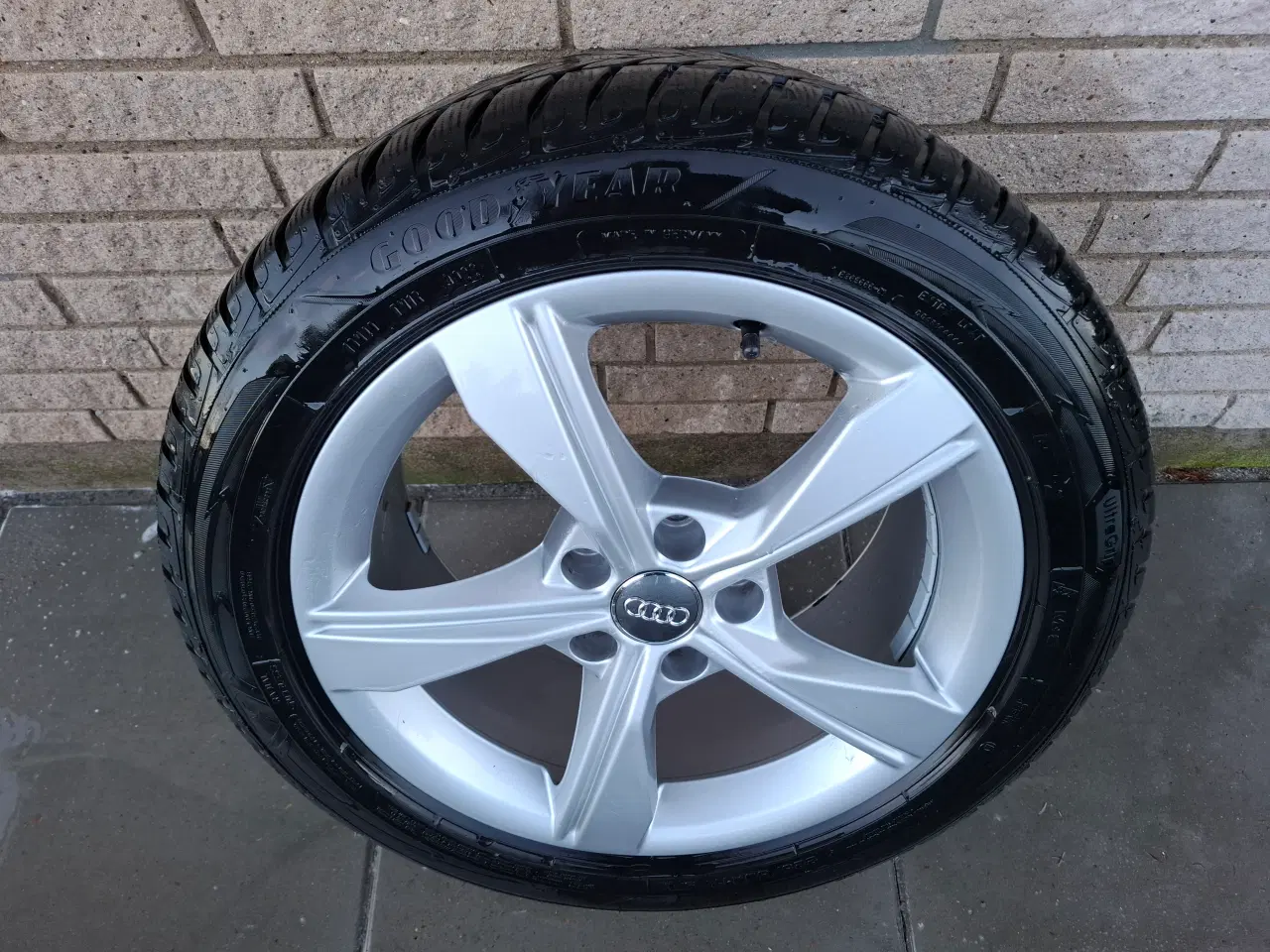 Billede 2 - AUDI FÆLGE 5X112 7.5X17" M.VINTERDÆK