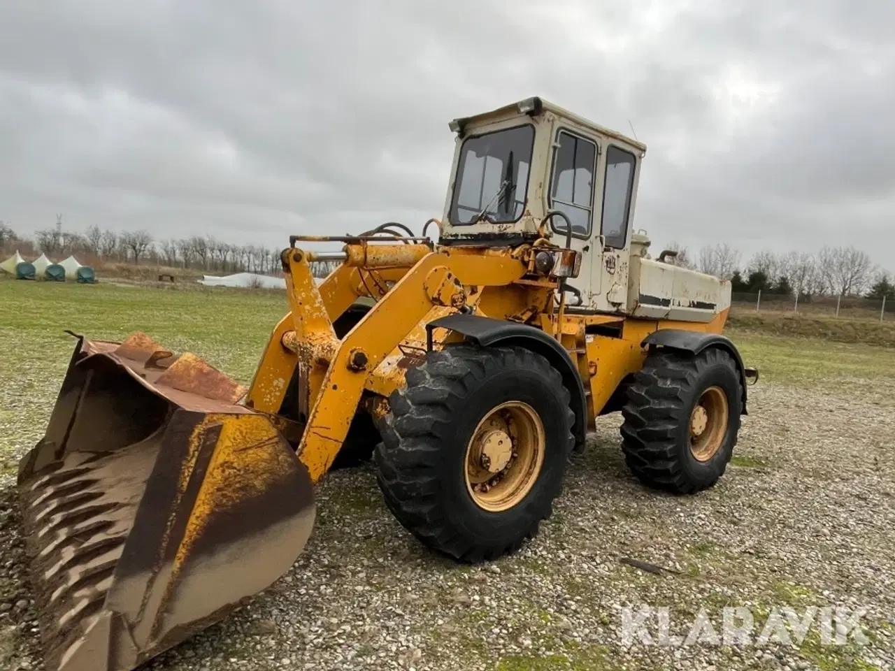 Billede 5 - Gummiged IH 520B