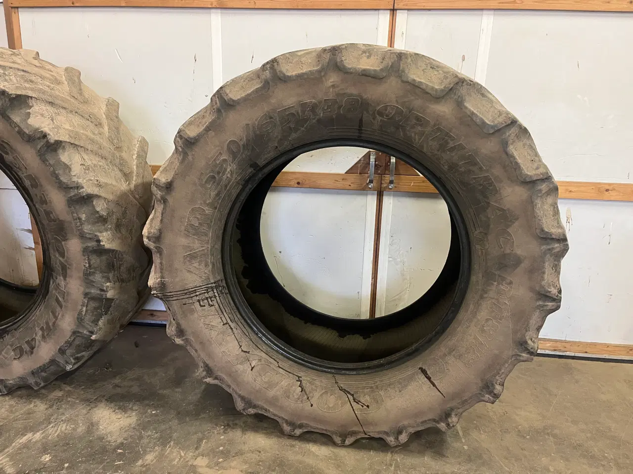 Billede 2 - Traktordæk 650/65R38 Goodyear