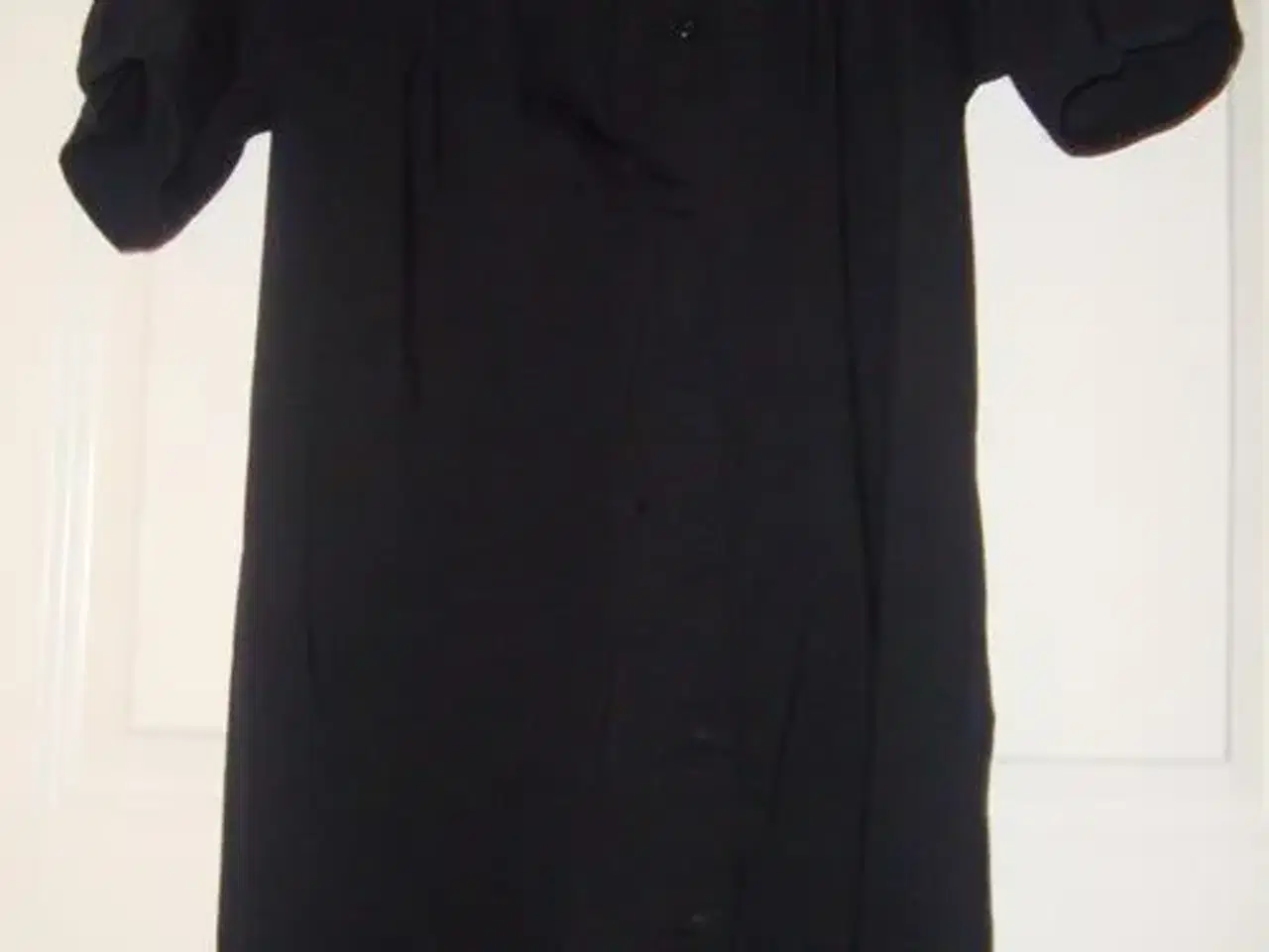 Billede 1 - Vero Moda sort tunika sælges