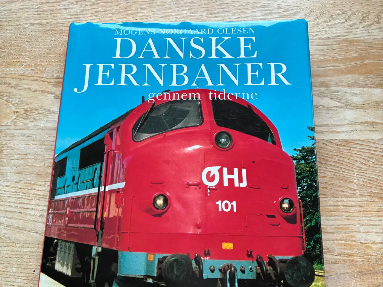 Billede 2 - Bog: Danske jernbaner gennem tiderne.