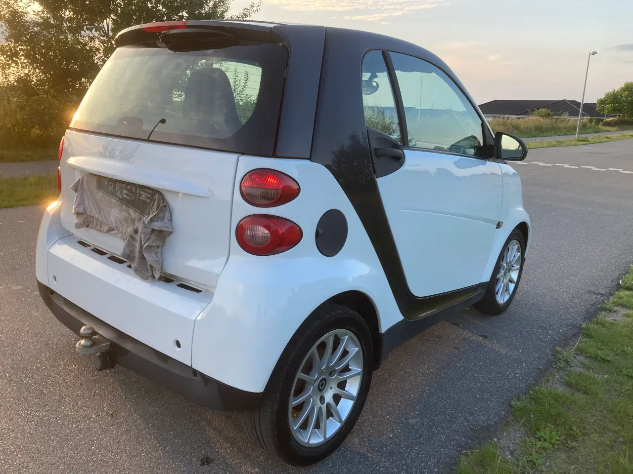 Billede 4 - SMART Fortwo med træk
