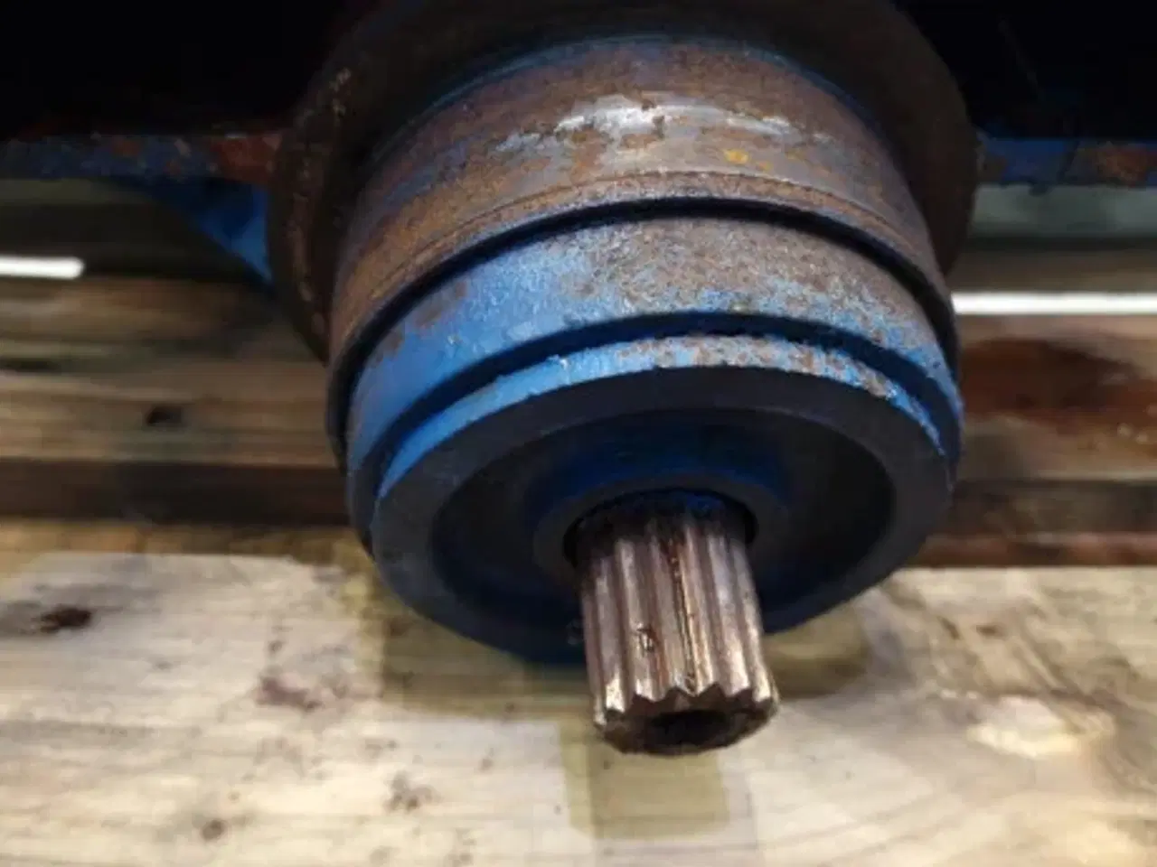 Billede 13 - Ford 6640 Foraksel