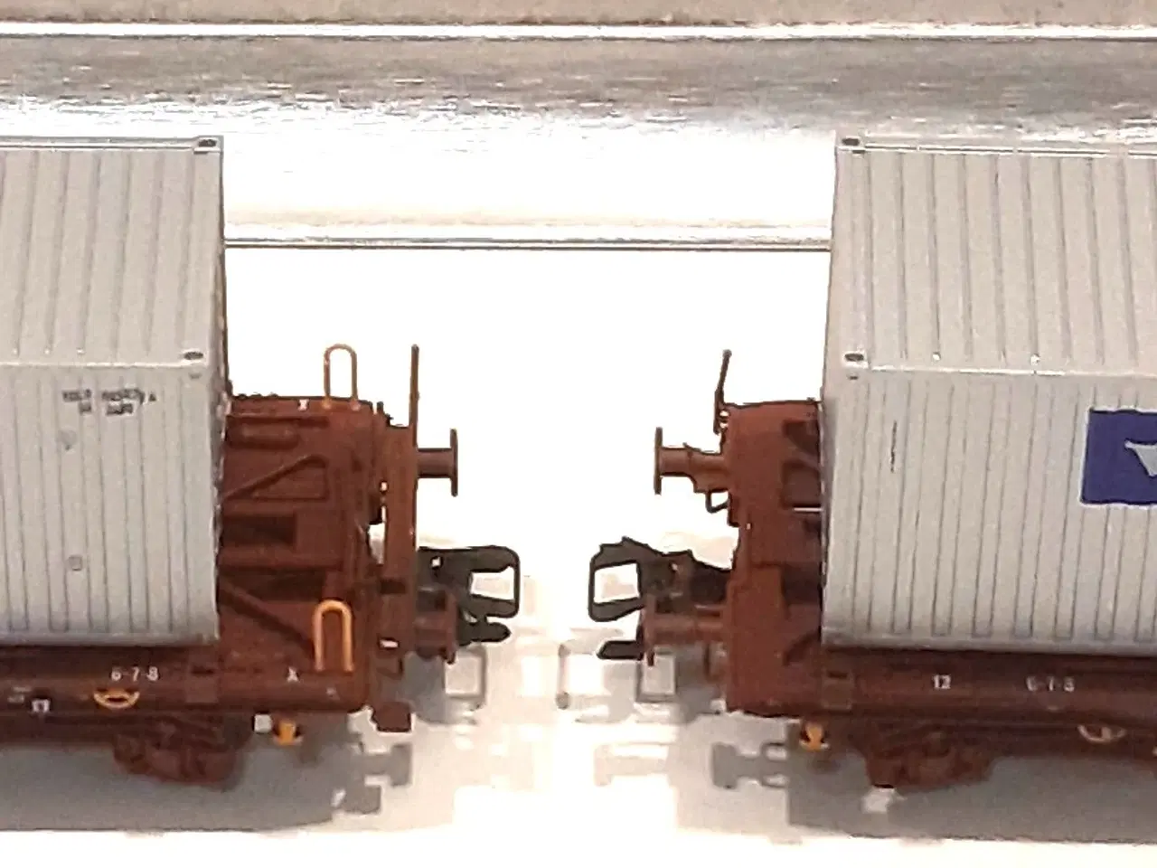 Billede 2 - Märklin 2 stk. "VOLVO" containervogne 47458