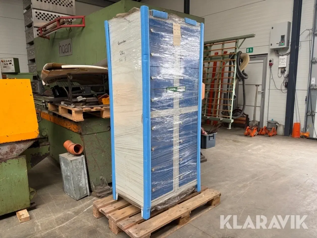 Billede 3 - Værkstedsskabe