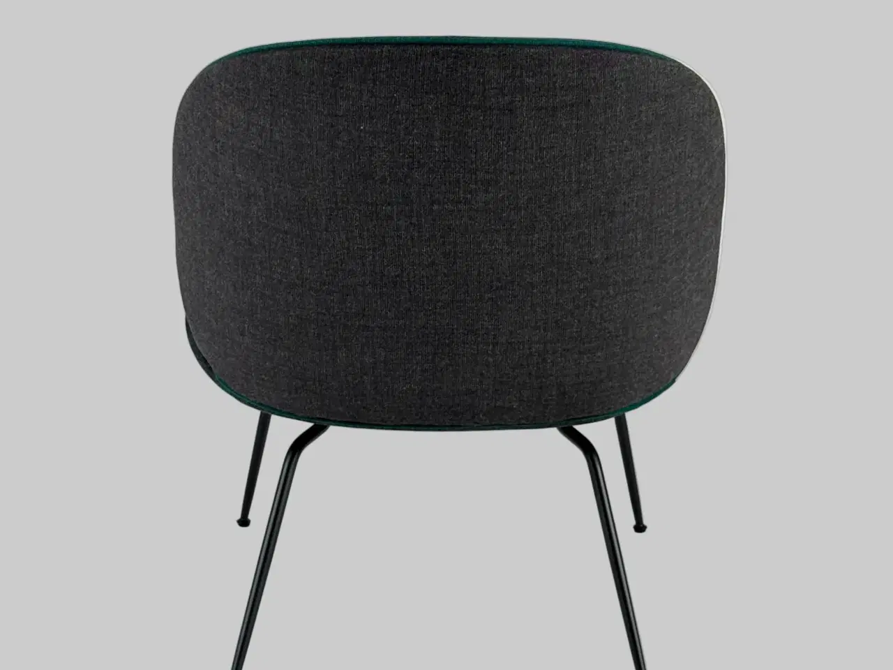 Billede 5 - GUBI Beetle Loungestol – Mørkegrå/Sort Stel