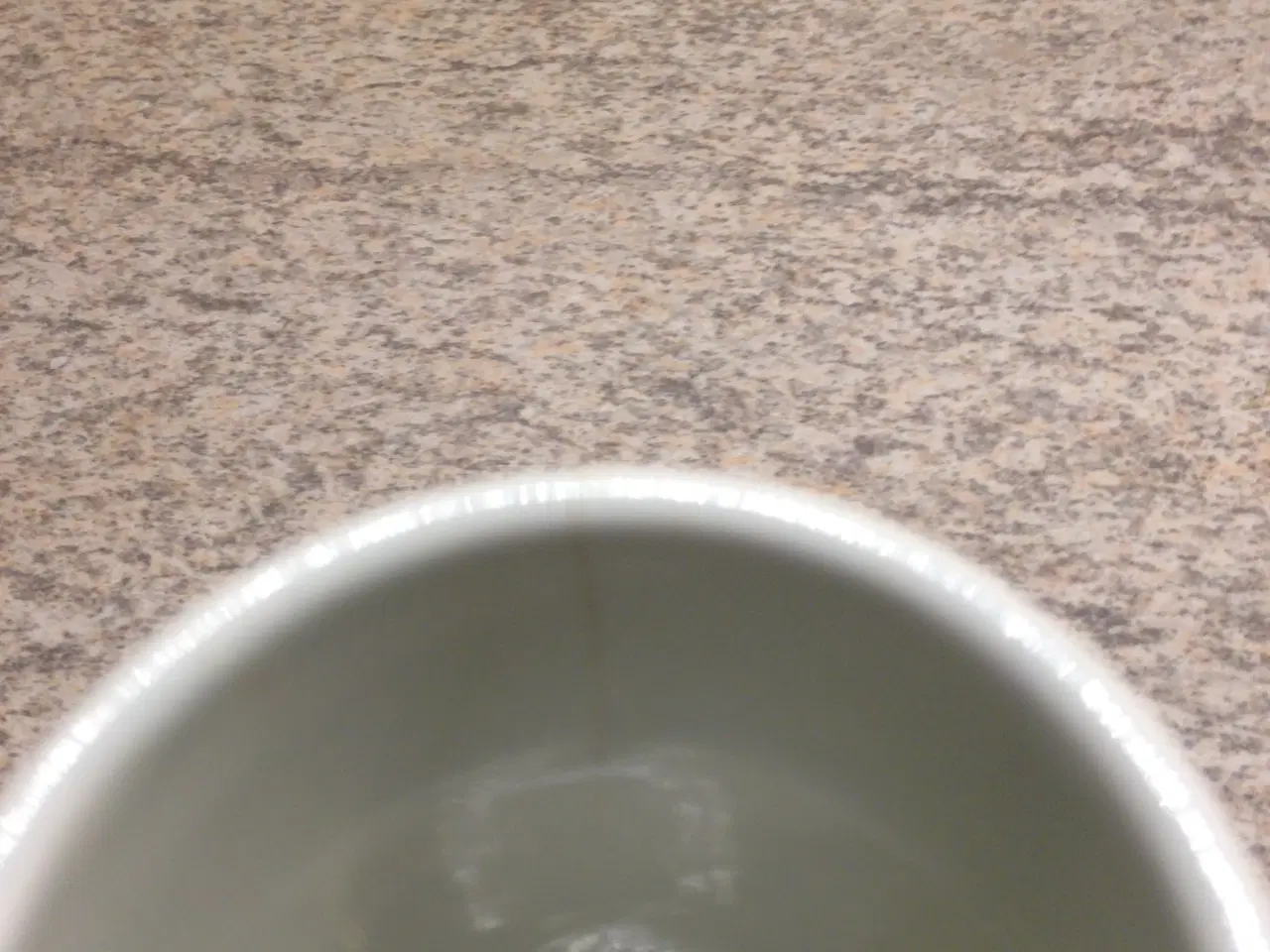 Billede 3 - Bjørn Winblad vase 12 cm sort