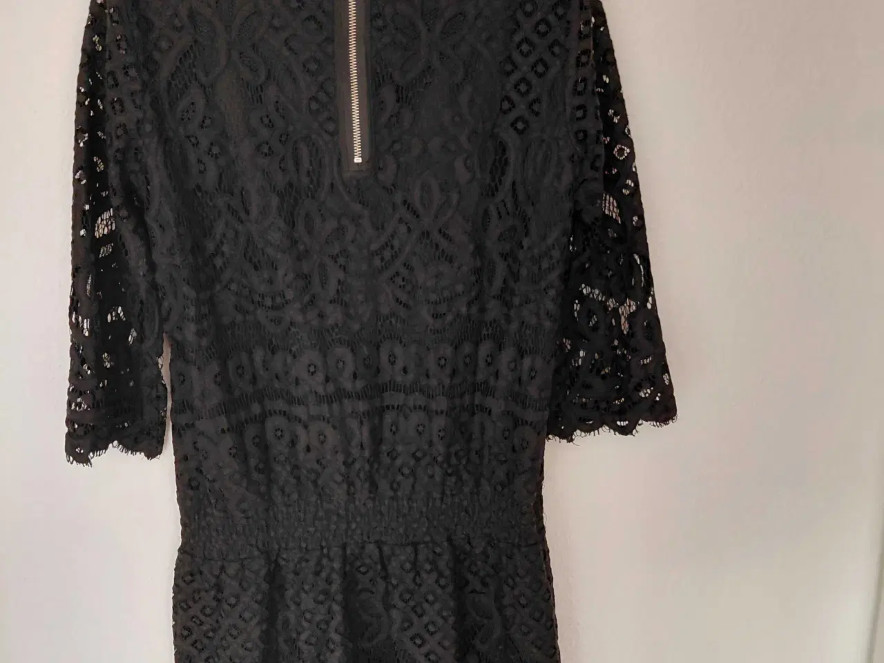 Billede 2 - Fin blonde kjole str S