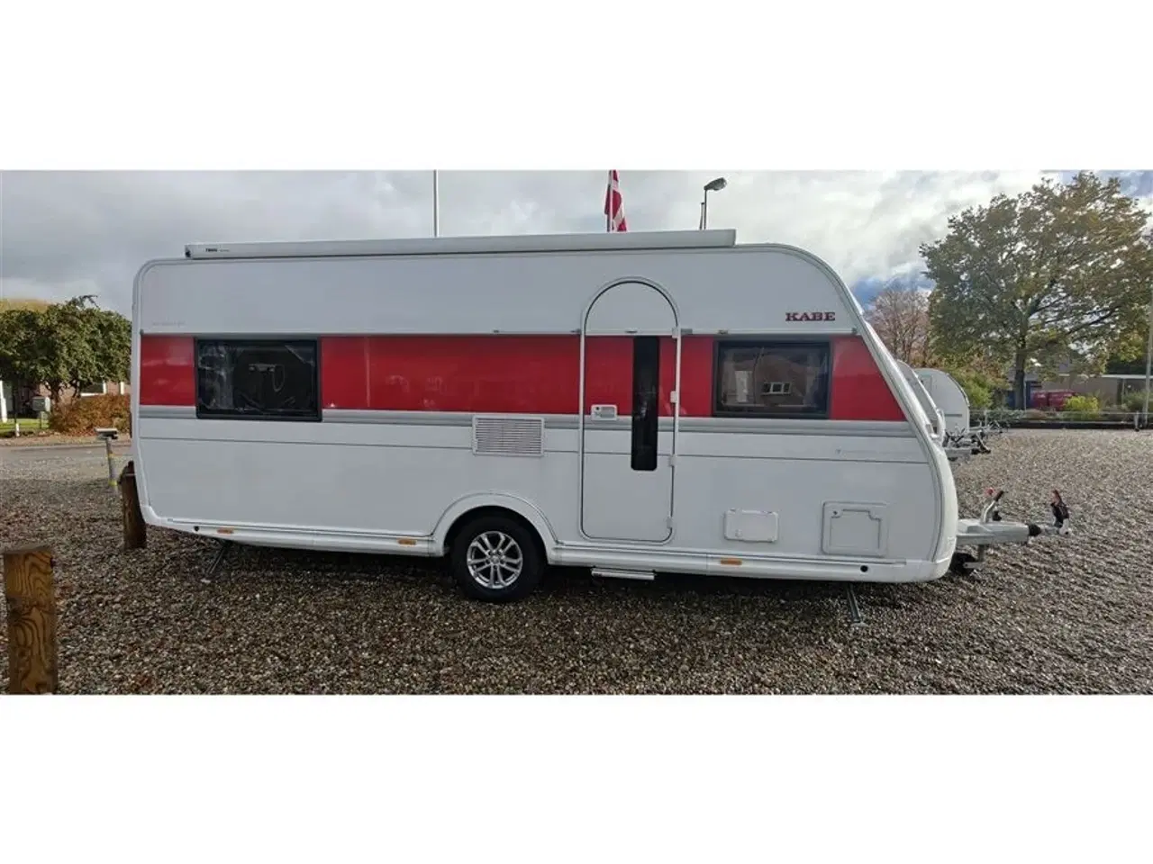 Billede 1 - 2024 - Kabe Smaragd 540 GLE KS Premium Line SÆLGES FOR KUNDE