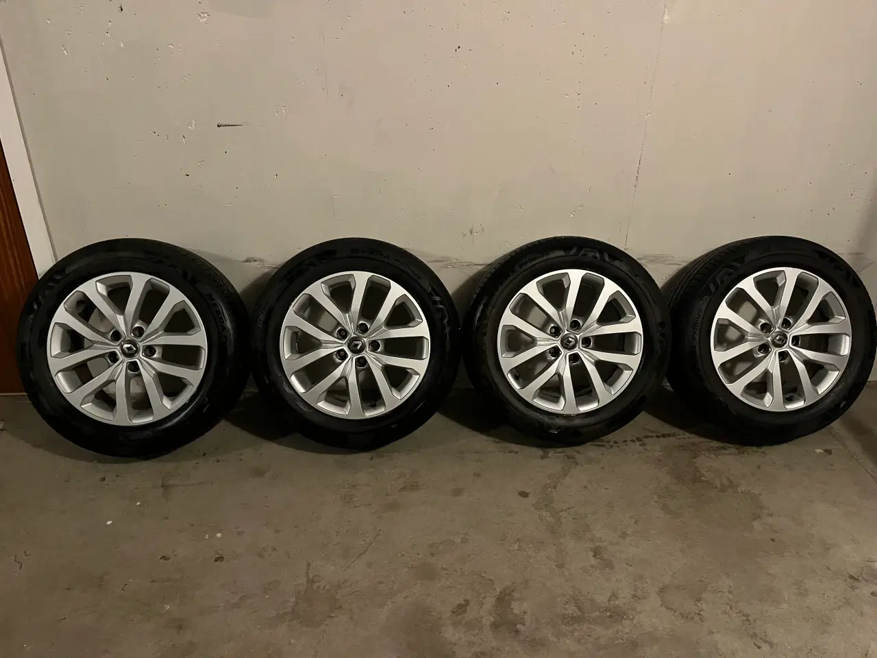 Billede 1 - 17” 5x114.3 Renault/Nissan Aluhjul