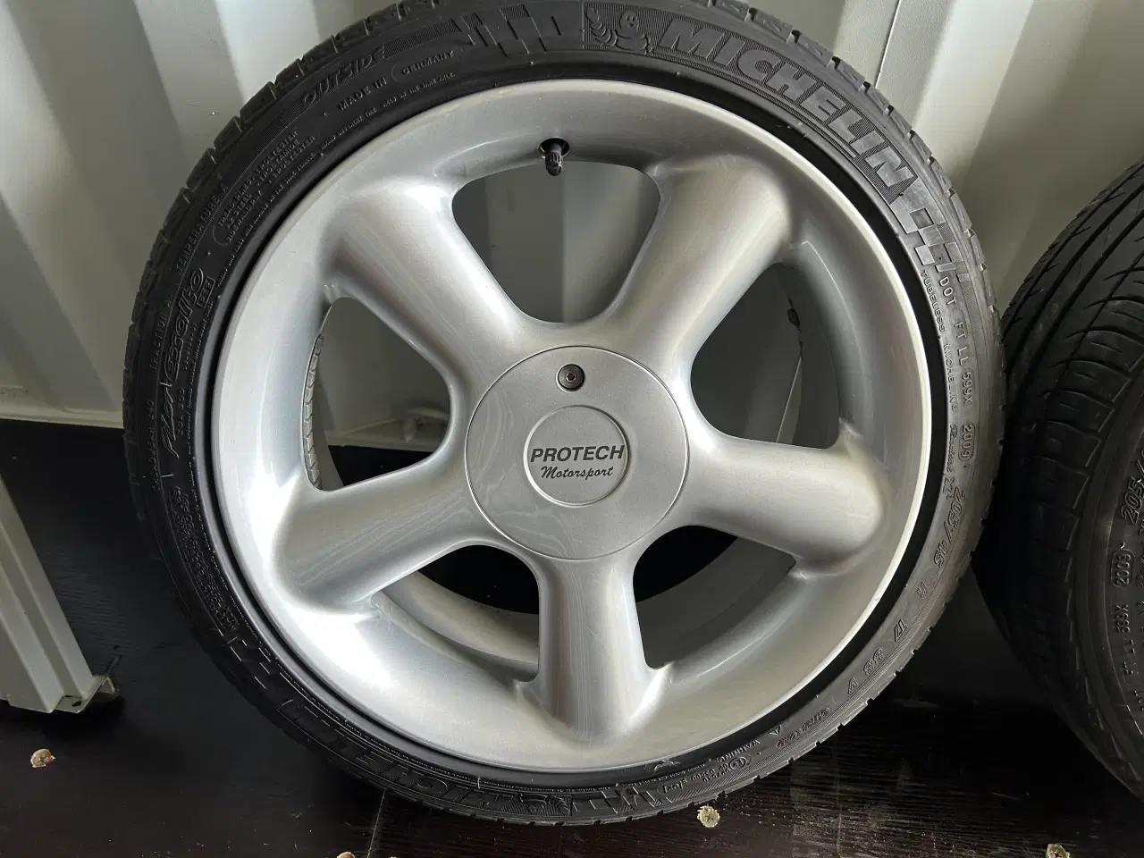 Billede 3 - Fondmetal 17” alufælge 4x100