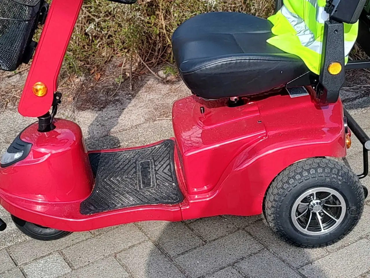 Billede 3 - Varsø V-350 elscooter 8 mdr gammel