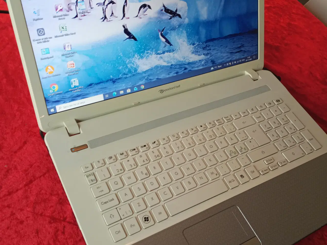 Billede 2 - Julegaven? Flot 17,3" notebook/bærbar