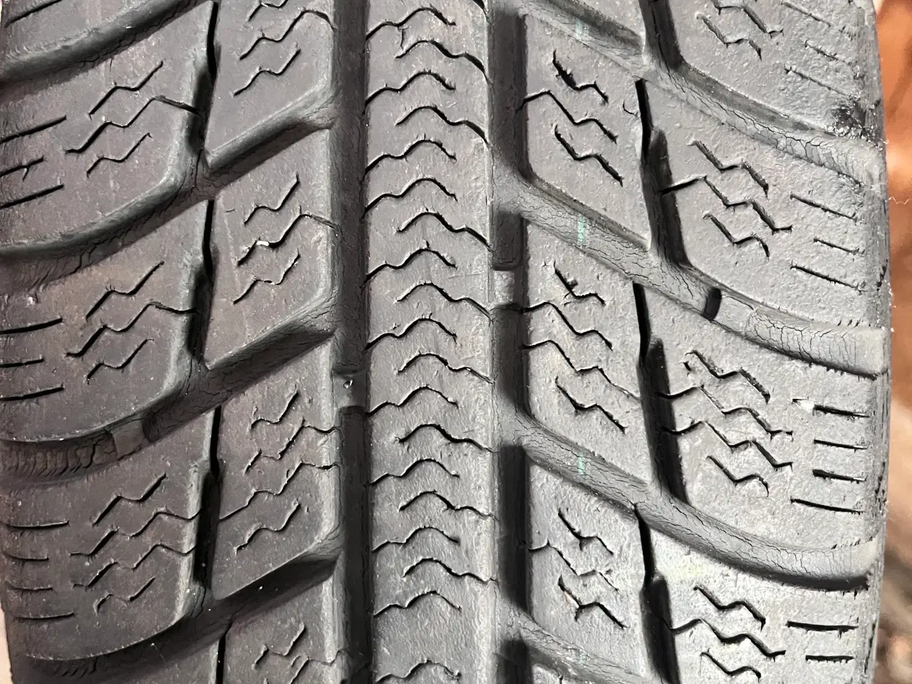 Billede 3 - Michelin Dæk på fælge 14 tommer